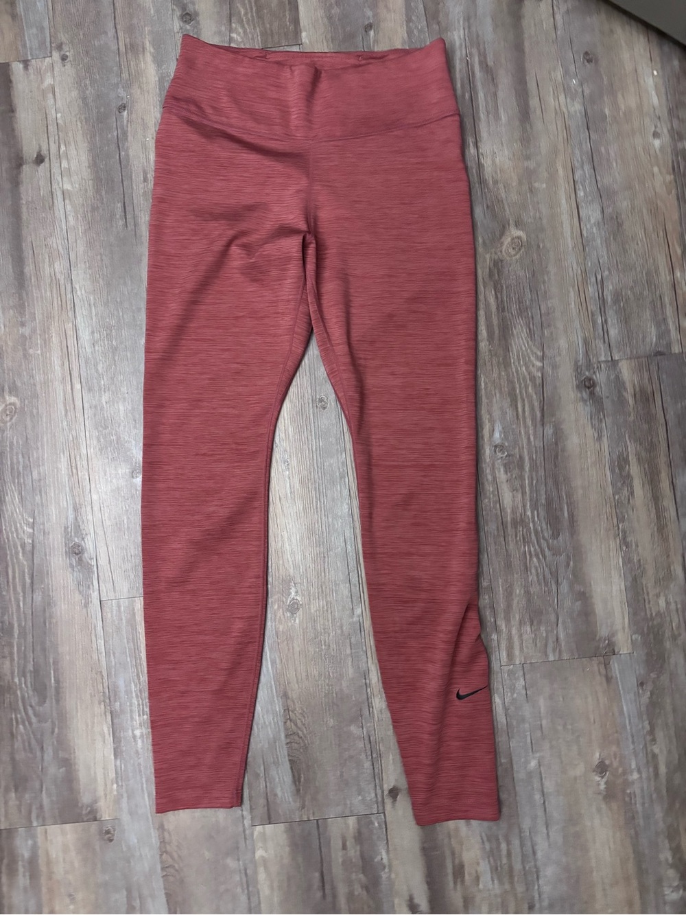 Nike womens medium Active Leggings
